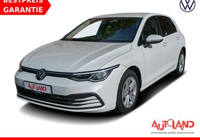 Volkswagen Golf, 2022