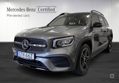 Mercedes-Benz GLB 200, 2021