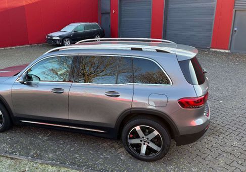 Mercedes-Benz GLB 200, 2020