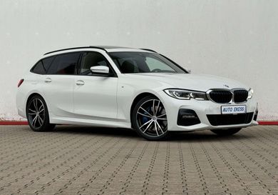 BMW 330, 2022
