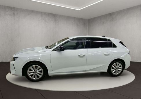 Opel Astra, 2024