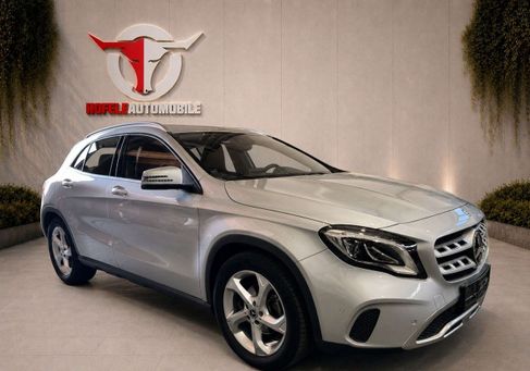 Mercedes-Benz GLA 200, 2019
