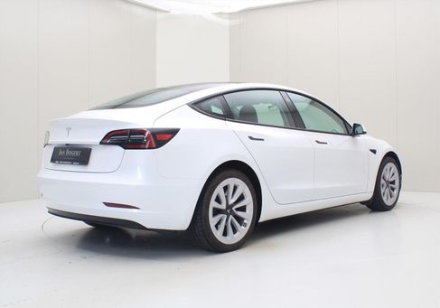 Tesla Model 3, 2022 3