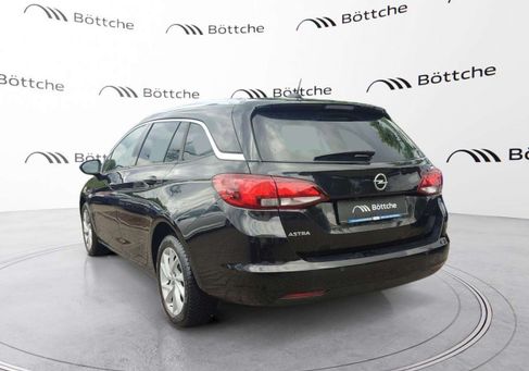 Opel Astra, 2022
