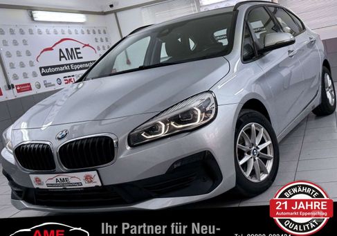 BMW 216, 2019