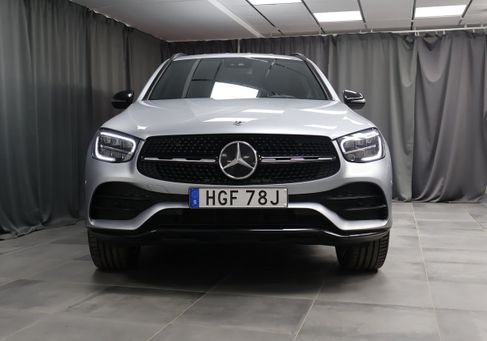 Mercedes-Benz GLC 300, 2022