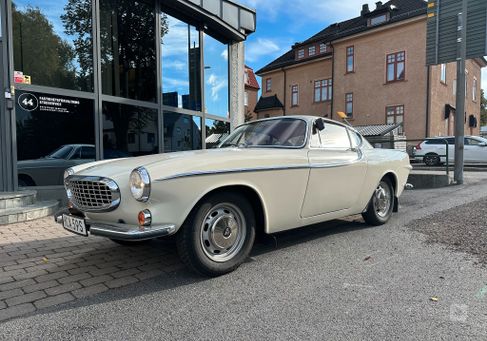 Volvo P1800, 1965