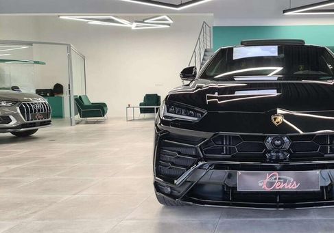 Lamborghini Urus, 2020
