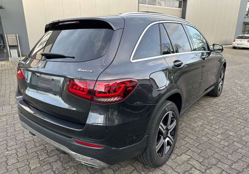 Mercedes-Benz GLC 300, 2021