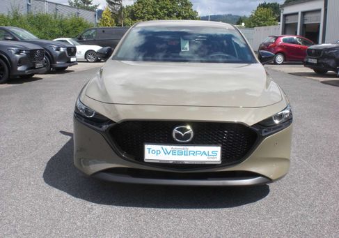 Mazda 3, 2024