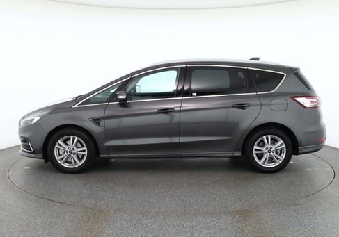 Ford S-Max, 2022