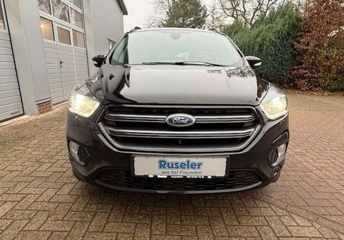 Ford Kuga, 2019