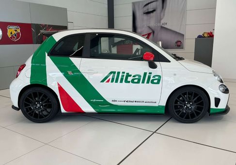 Abarth 595, 2022