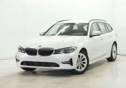 BMW 320, 2022