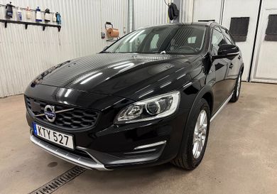 Volvo V60 Cross Country, 2016