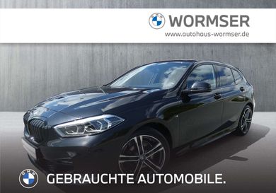 BMW 118, 2022