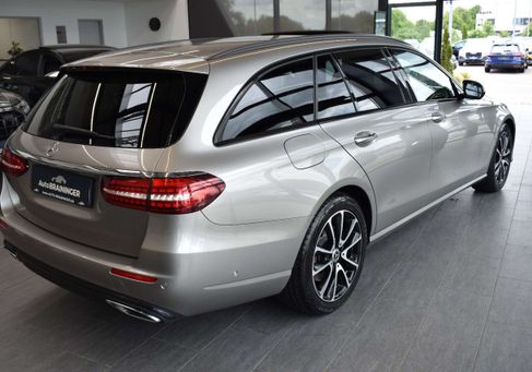 Mercedes-Benz E 400, 2021