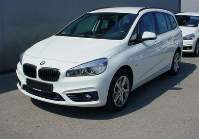 BMW 216, 2018