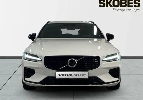 Volvo V60, 2022
