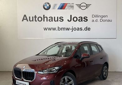 BMW 220, 2025