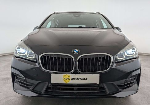BMW 218, 2018 2