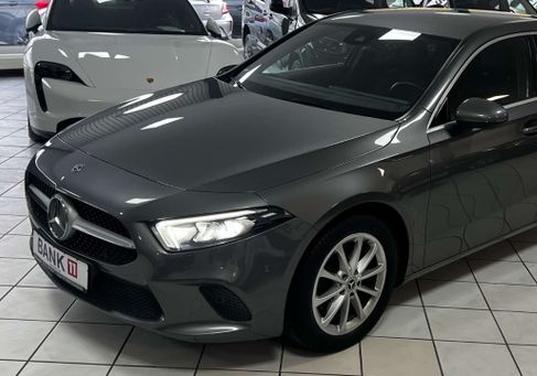 Mercedes-Benz A 220, 2019 3
