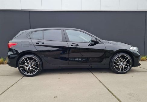 BMW 1 Serija, 2021