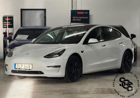 Tesla Model 3, 2021