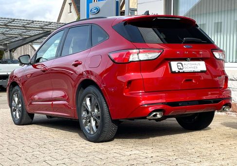 Ford Kuga, 2022