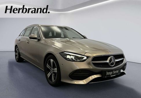 Mercedes-Benz C 180, 2022