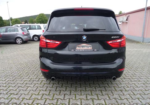 BMW 220, 2017