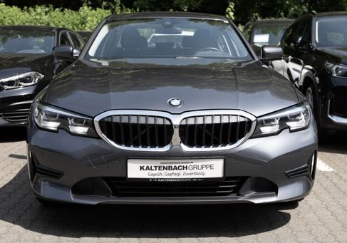 BMW 318, 2020