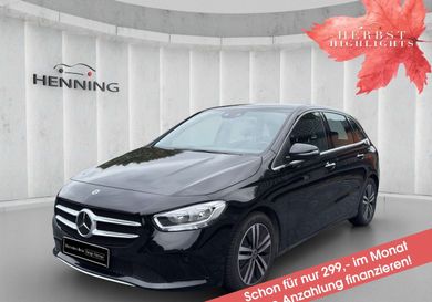 Mercedes-Benz B 180, 2022
