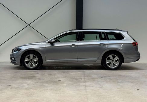 Volkswagen Passat Variant, 2023 2
