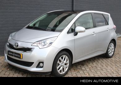 Toyota Verso-S, 2015