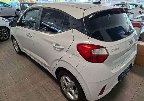 Hyundai i10, 2022