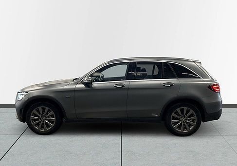 Mercedes-Benz GLC 300, 2021
