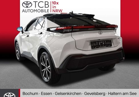 Toyota C-HR, 2025