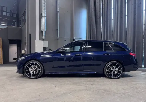 Mercedes-Benz C 300, 2022 3