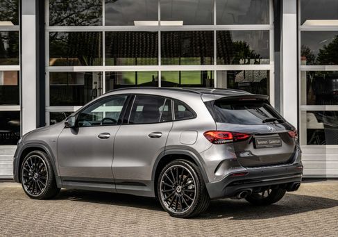Mercedes-Benz GLA 35 AMG, 2022