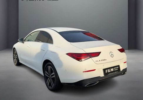 Mercedes-Benz CLA 250, 2021