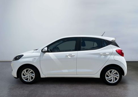 Hyundai i10, 2022 3