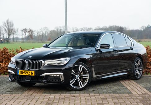 BMW 740, 2018