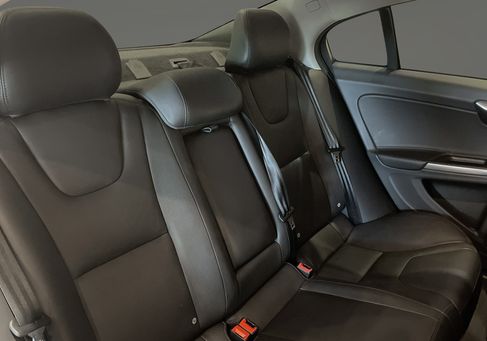 Volvo S60 Cross Country, 2017