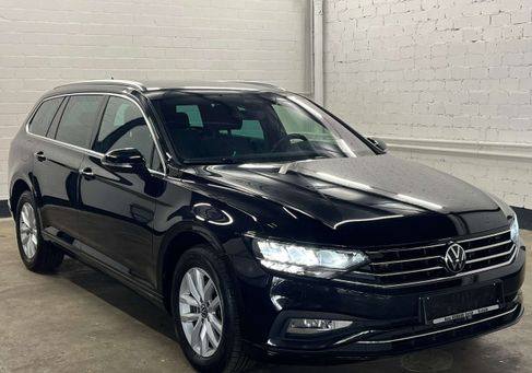 Volkswagen Passat Variant, 2023 3