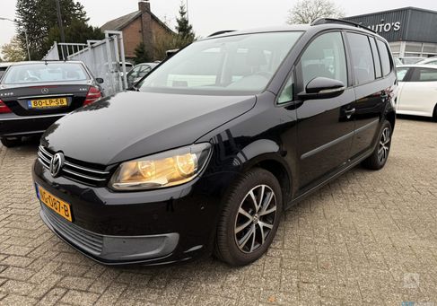 Volkswagen Touran, 2011