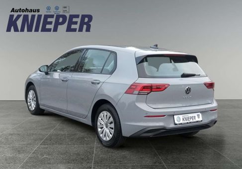 Volkswagen Golf, 2022 3