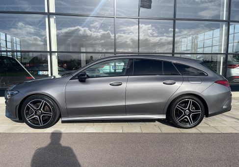 Mercedes-Benz CLA 200 Shooting Brake, 2022