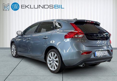 Volvo V40, 2018 3
