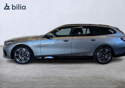 BMW 530, 2026